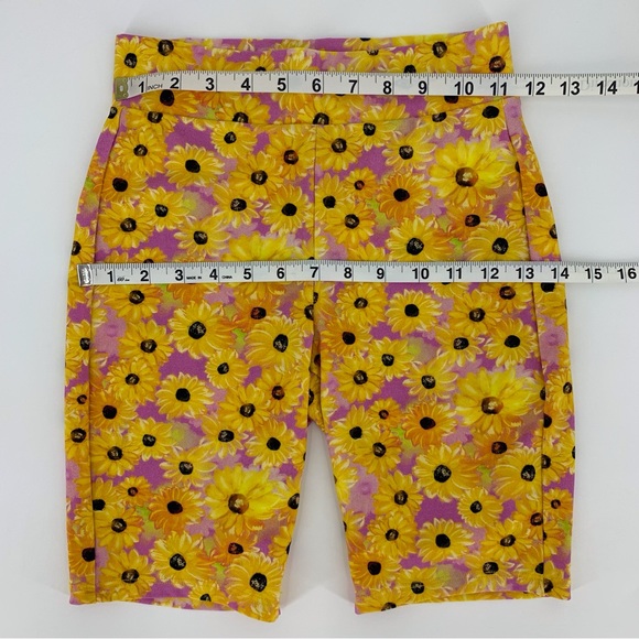 Zara NWT Bright Yellow Sunflower Print Biker Style Shorts, Small - Picture 11 of 16